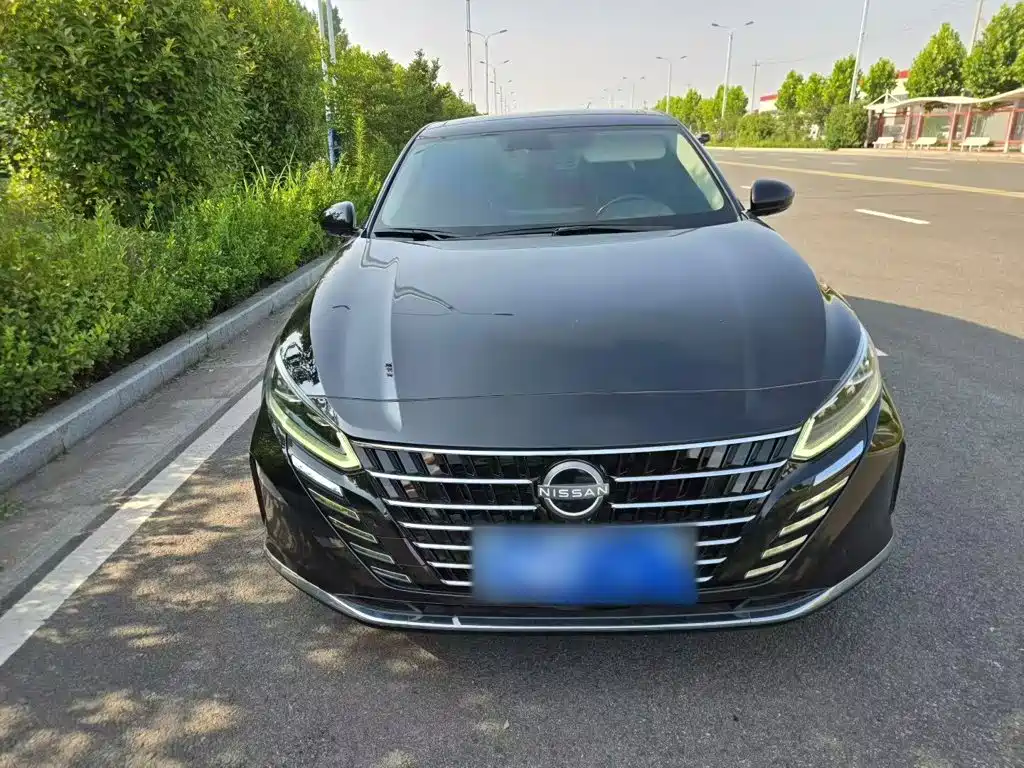 Nissan Teana 2023