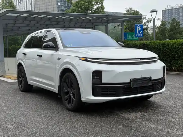 Li Auto L7 2023