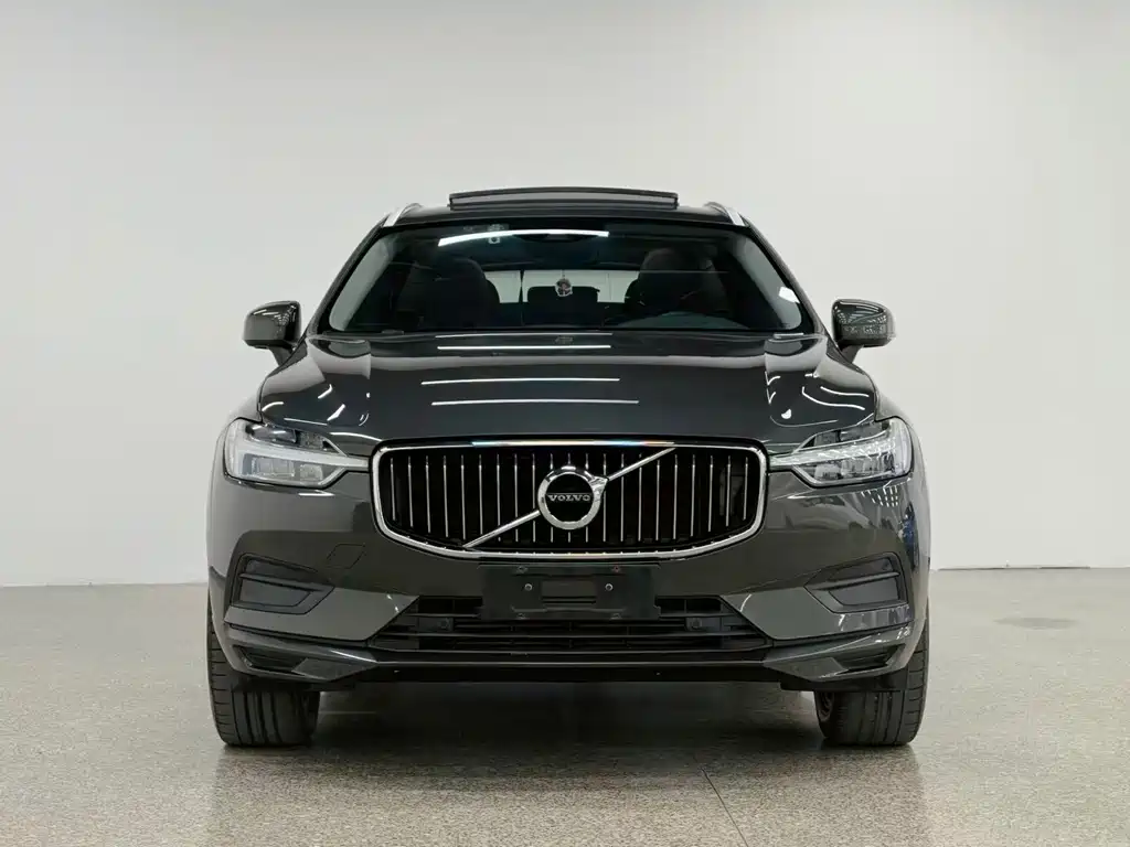Volvo XC60 2019 — фото 4