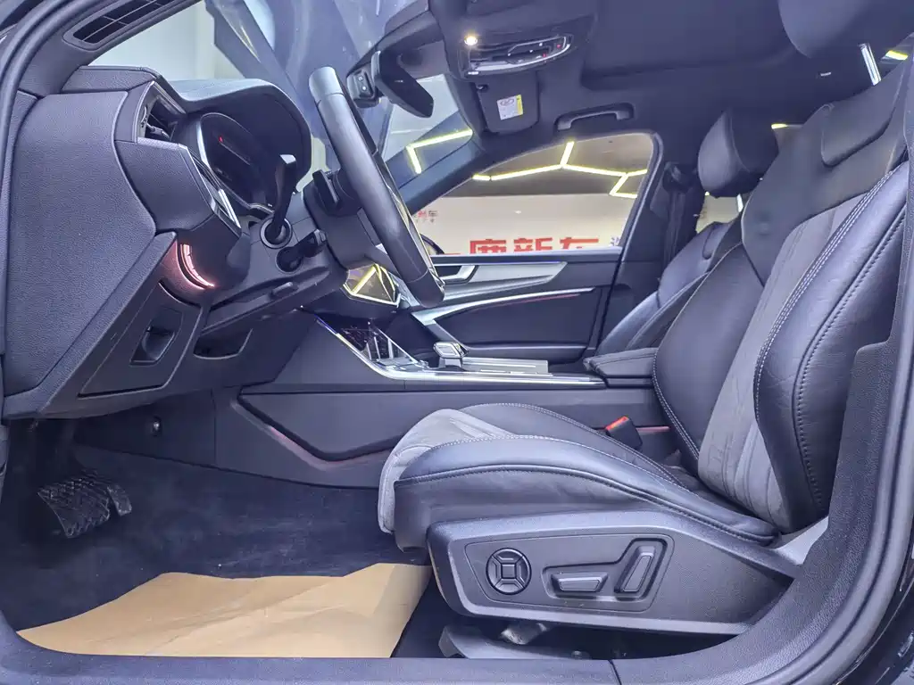 Audi A6L 2021
