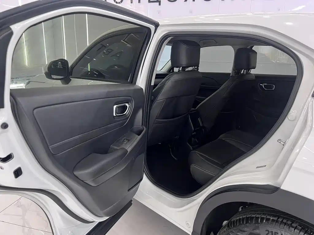 Honda Vezel 2023 — фото 13