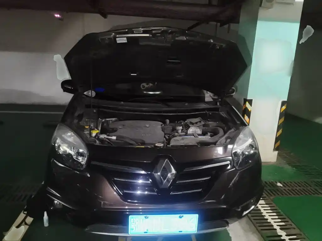 Renault Koleos 2015 — фото 16