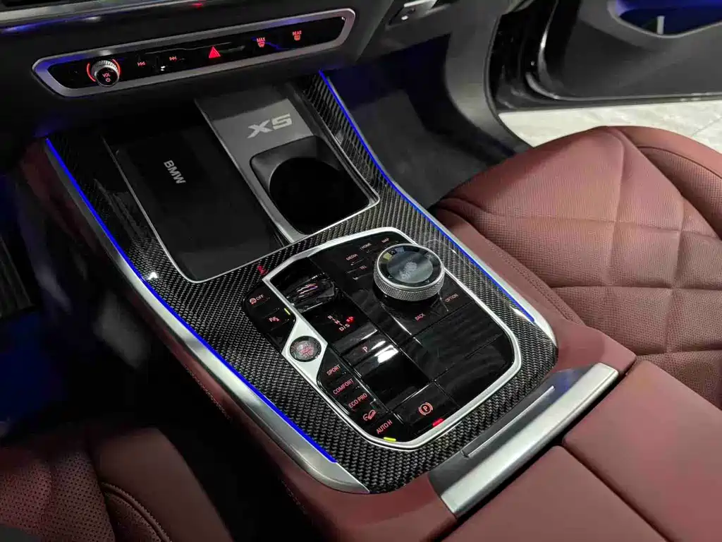 BMW X5 2025 — фото 12