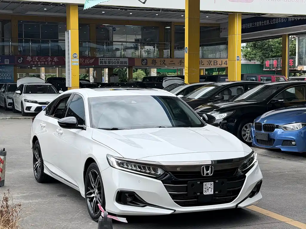 Honda Accord 2022 — фото 3