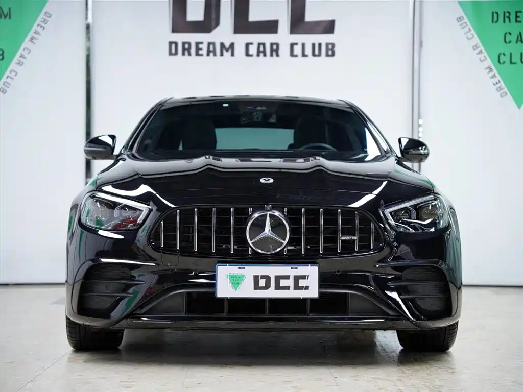 Mercedes-Benz E-Class AMG 2023 — фото 18