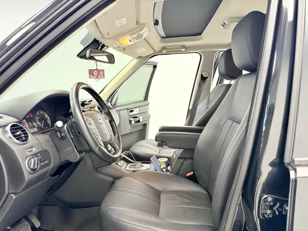 Land Rover Discovery 2015