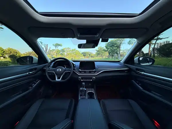 Nissan Teana 2022