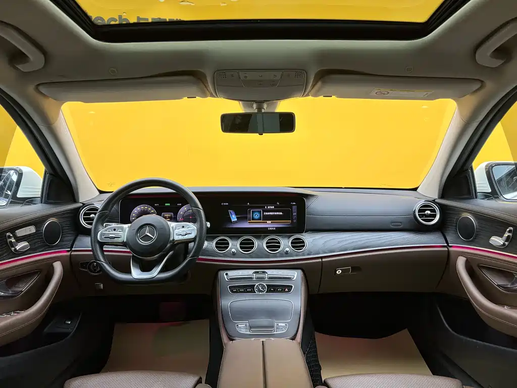 Mercedes-Benz E-Class 2019 — фото 15