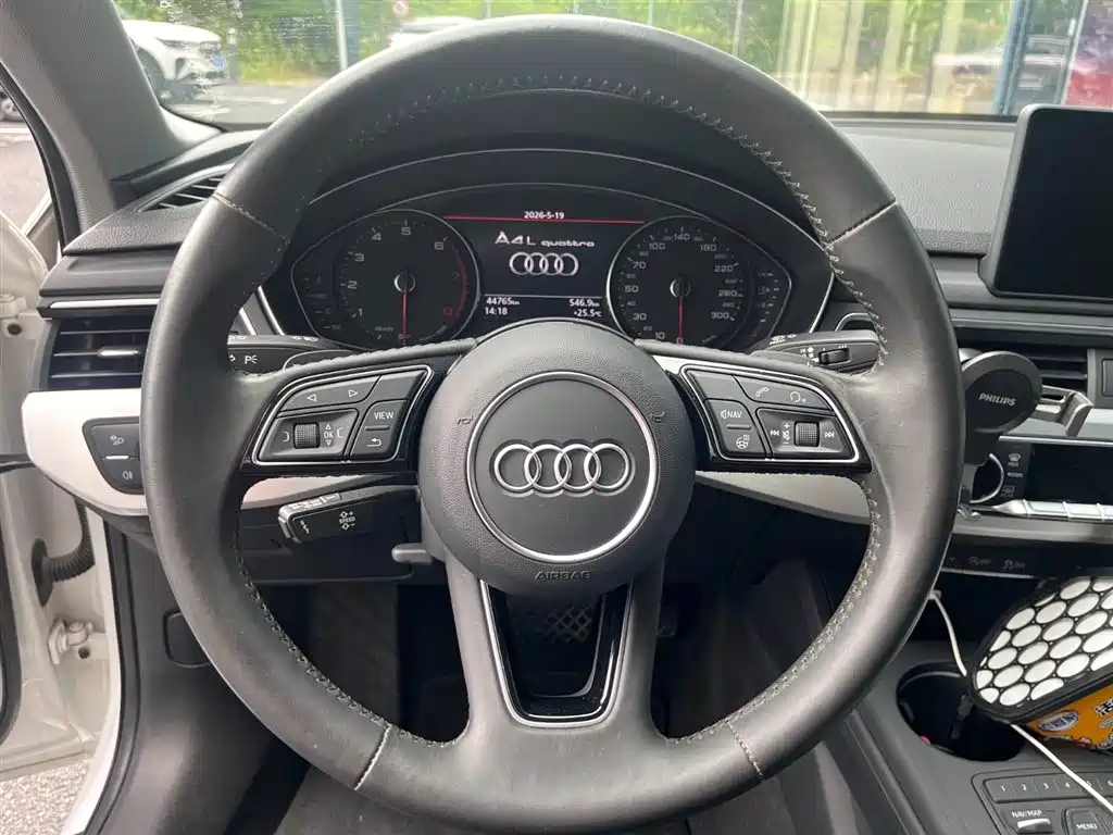 Audi A4L 2019 — фото 11