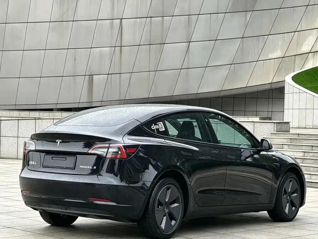Tesla Model 3 2020 — фото 4