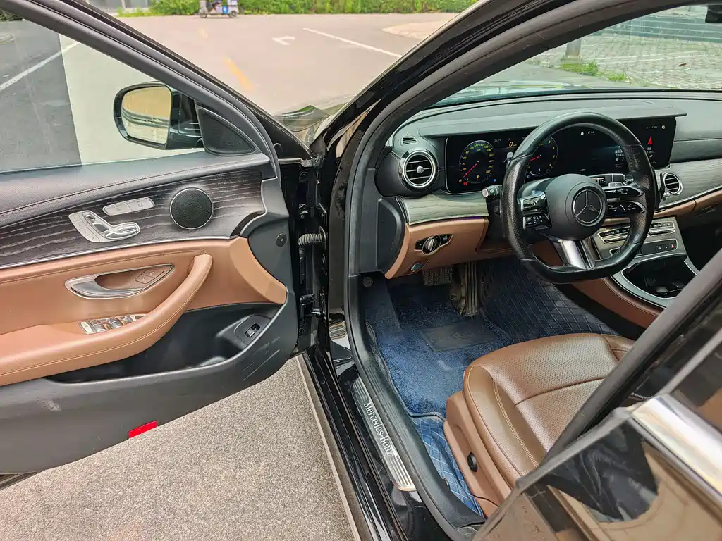 Mercedes-Benz E-Class 2021