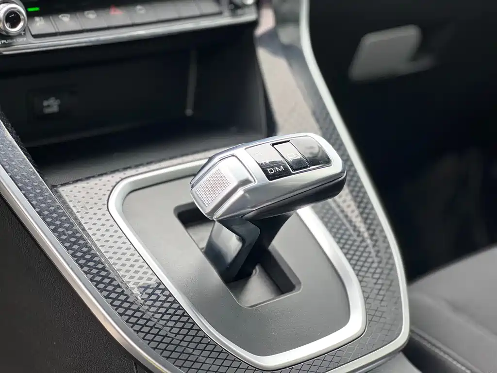 Haval M6 2021 — фото 13