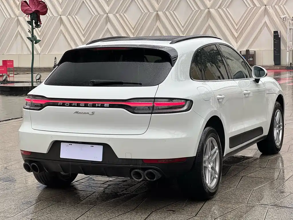 Porsche Macan 2019 — фото 5