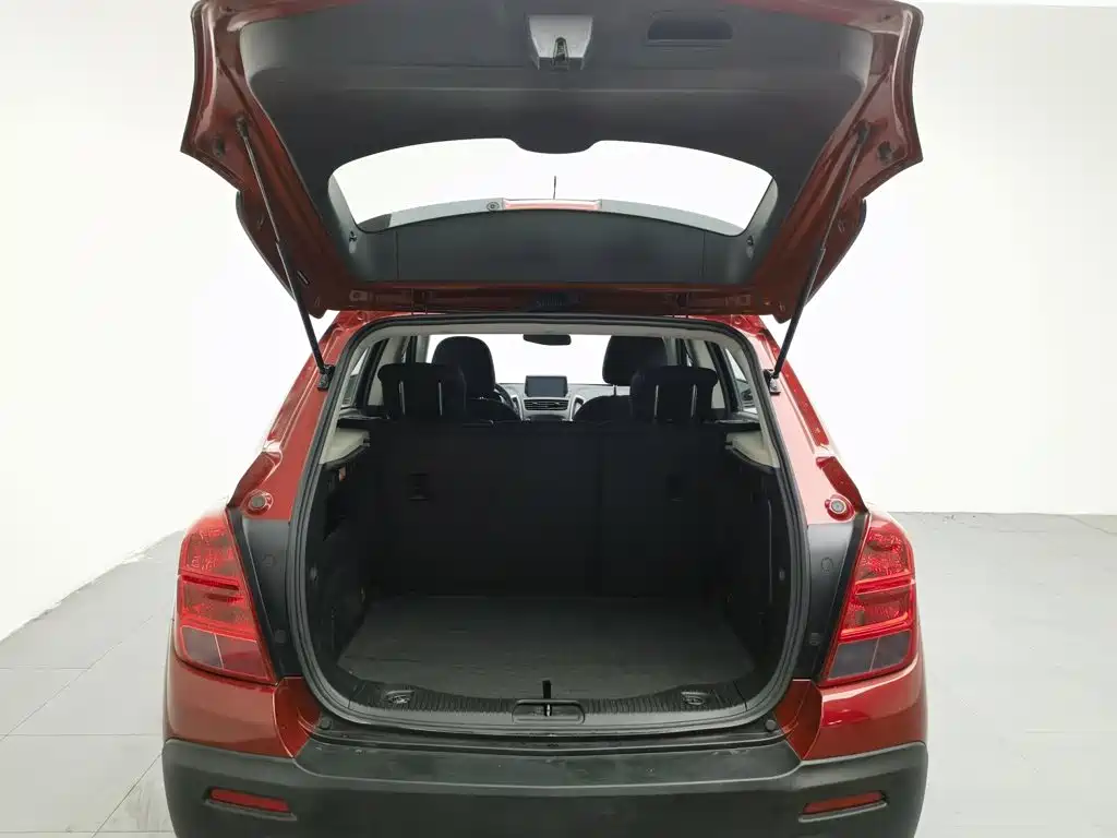 Chevrolet Trax 2014 — фото 16