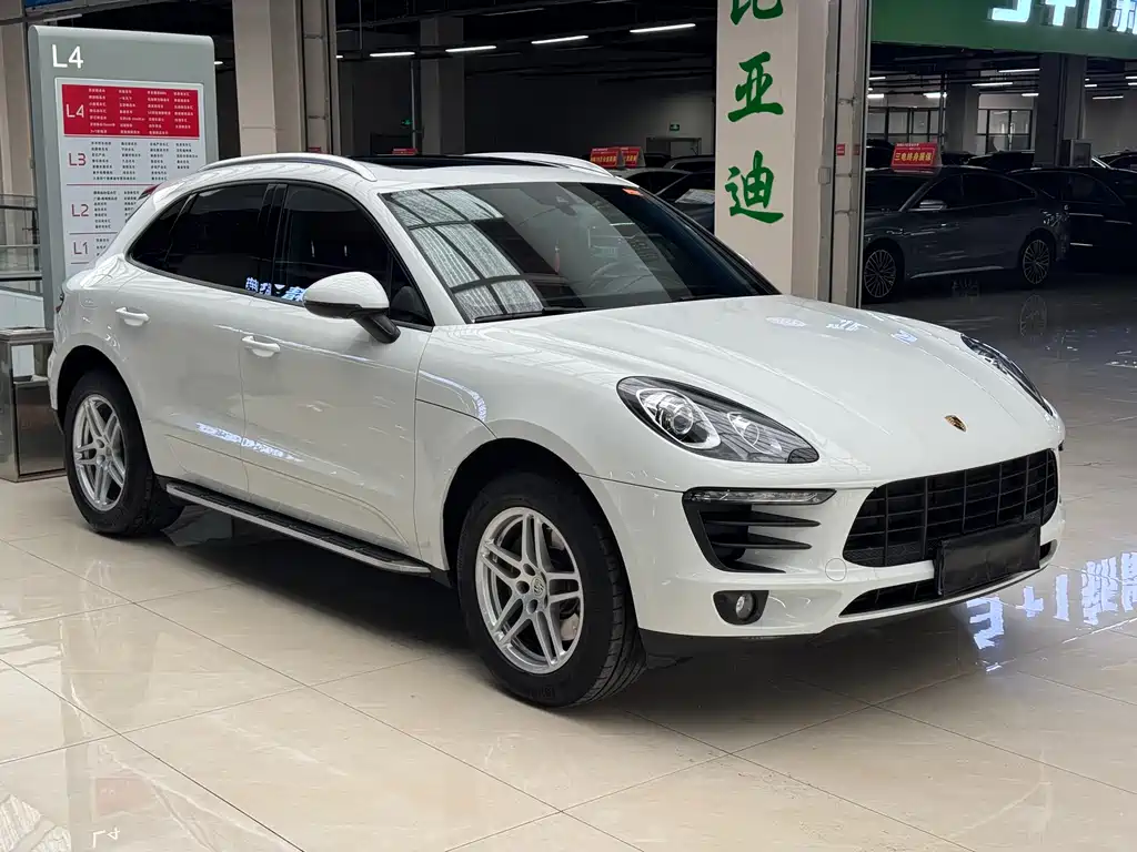 Porsche Macan 2017 — фото 3
