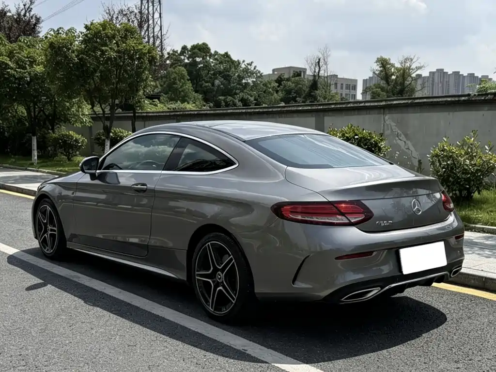Mercedes-Benz C-Class 2021