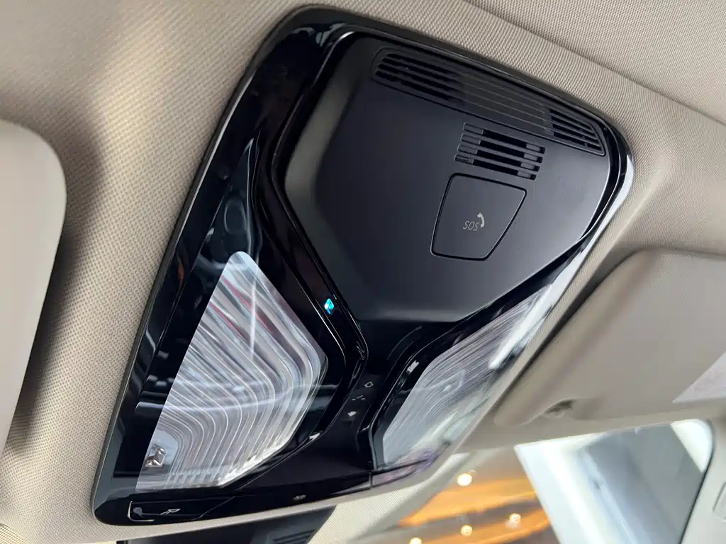 BMW 3 Series 2025