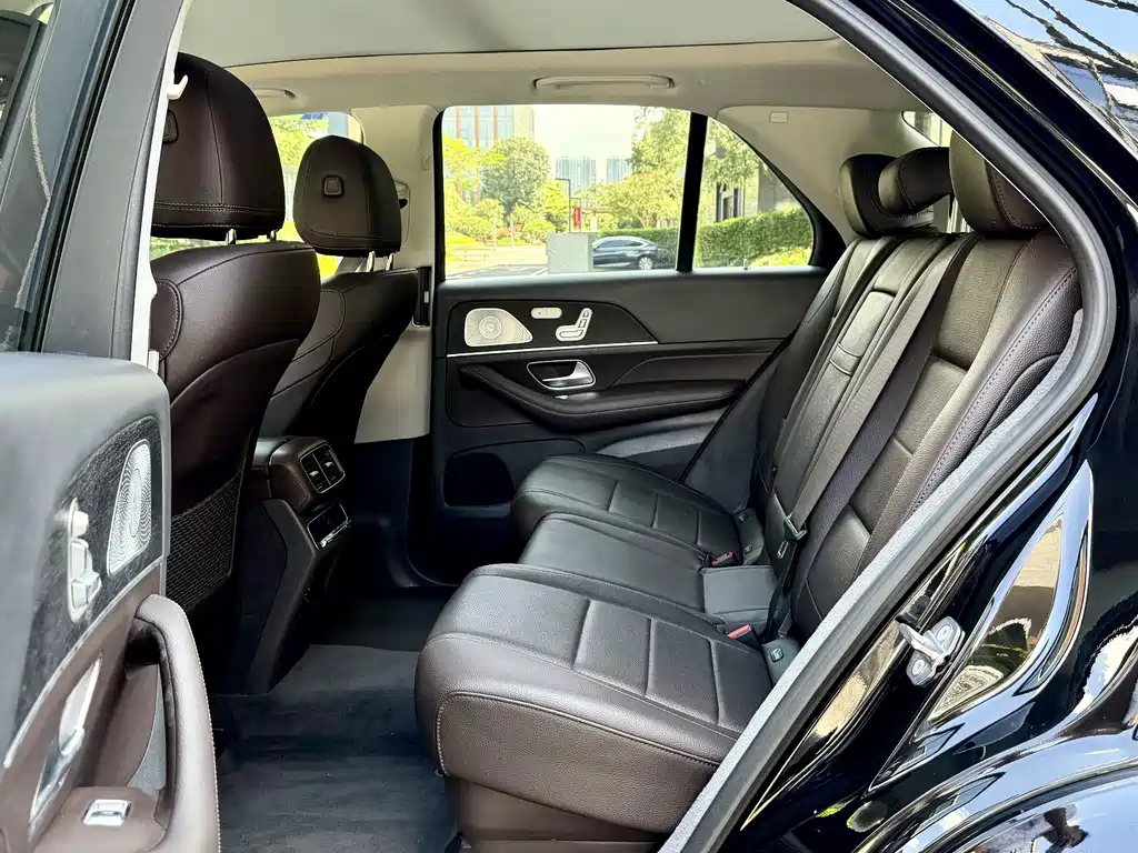 Mercedes-Benz GLE 2019 — фото 12