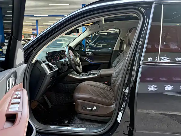 BMW X5 2024