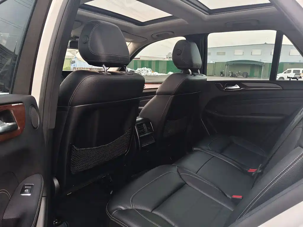 Mercedes-Benz M-Class 2015 — фото 11