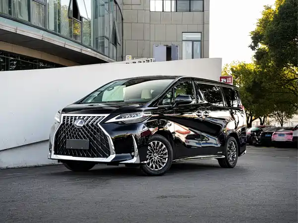 Lexus LM 2021