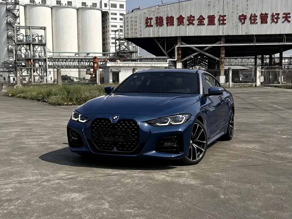 BMW 4 Series 2022 — фото 1