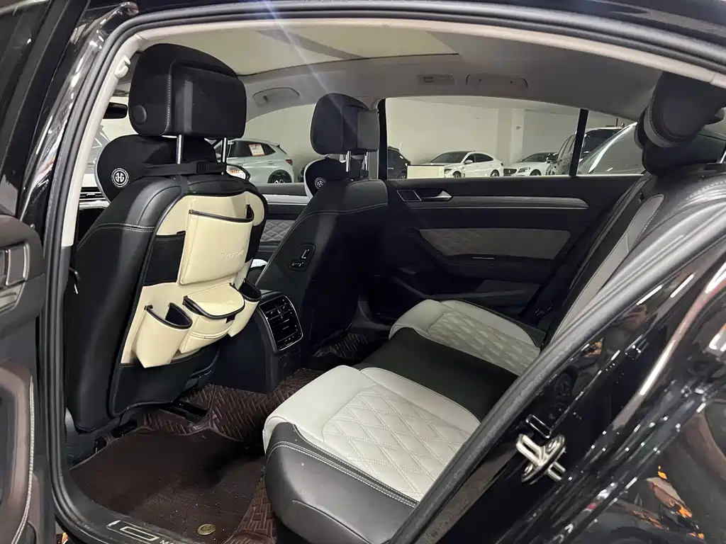 Volkswagen Magotan 2023