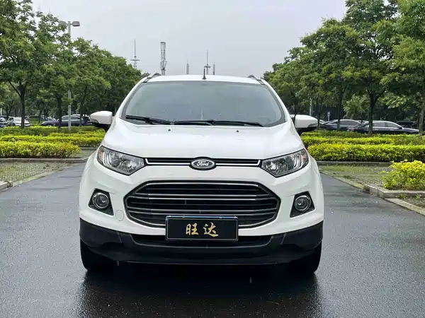 Ford EcoSport 2015