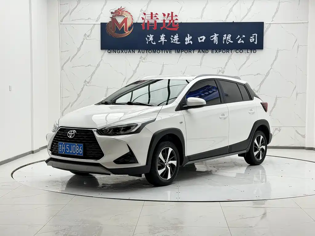 Toyota Yaris L 2022