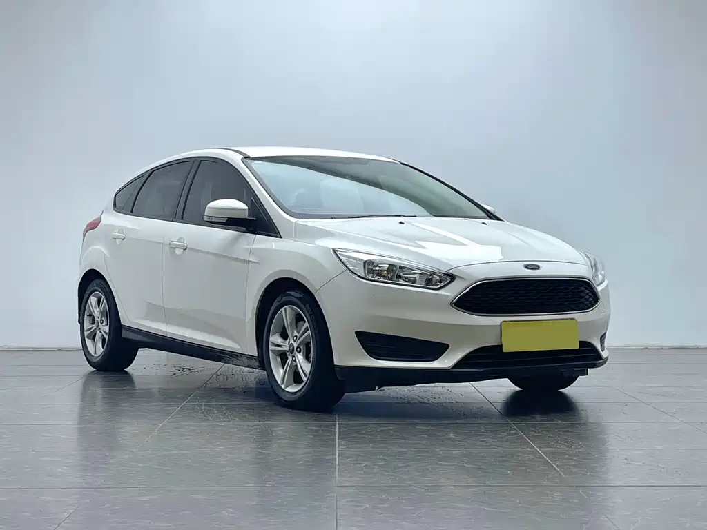 Ford Focus 2018 — фото 3