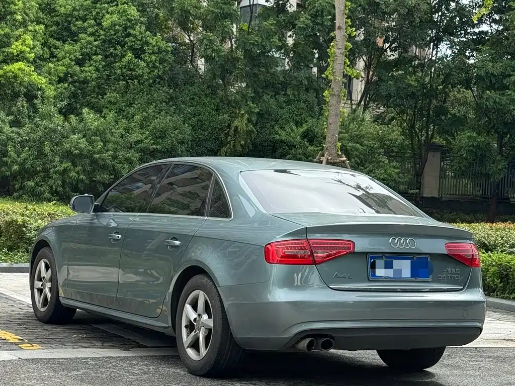 Audi A4L 2013 — фото 5