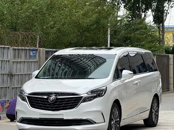 Buick GL8 2021