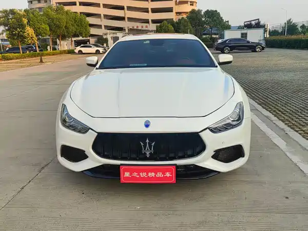Maserati Ghibli 2017