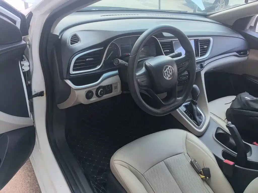 Buick Excelle GT 2017 — фото 10