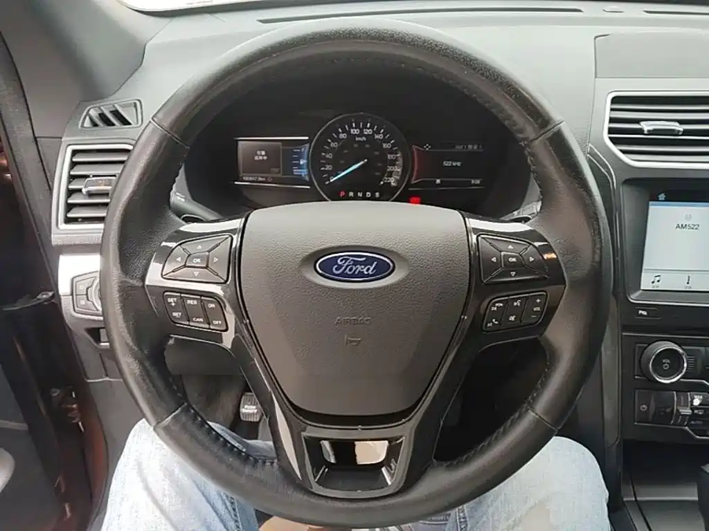 Ford Explorer 2018 — фото 11