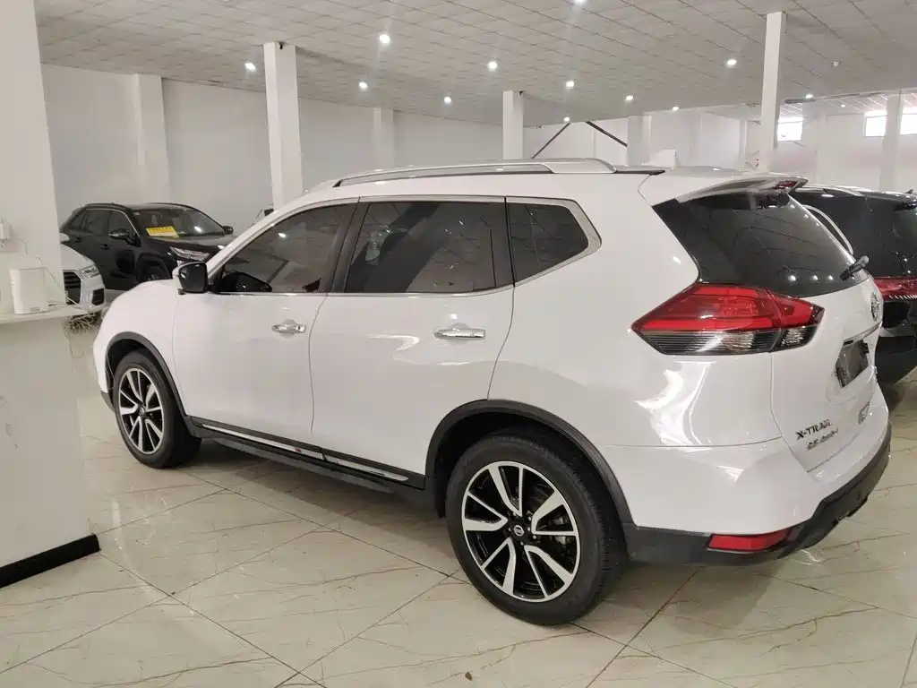 Nissan X-Trail 2020 — фото 11