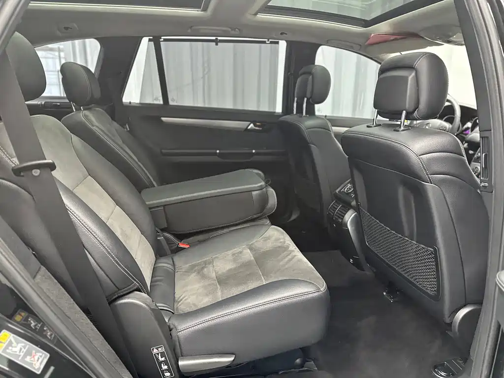 Mercedes-Benz R-Class 2016 — фото 28
