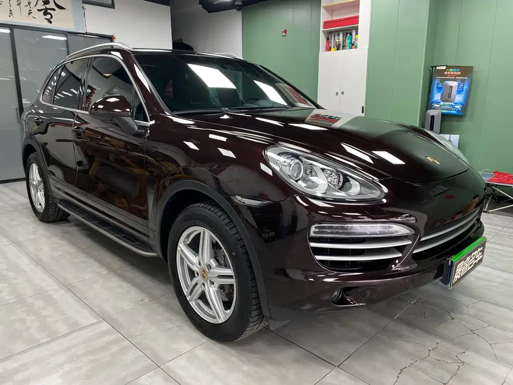 Porsche Cayenne 2014