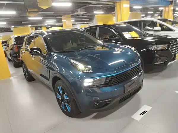 Lynk & Co 01 2019