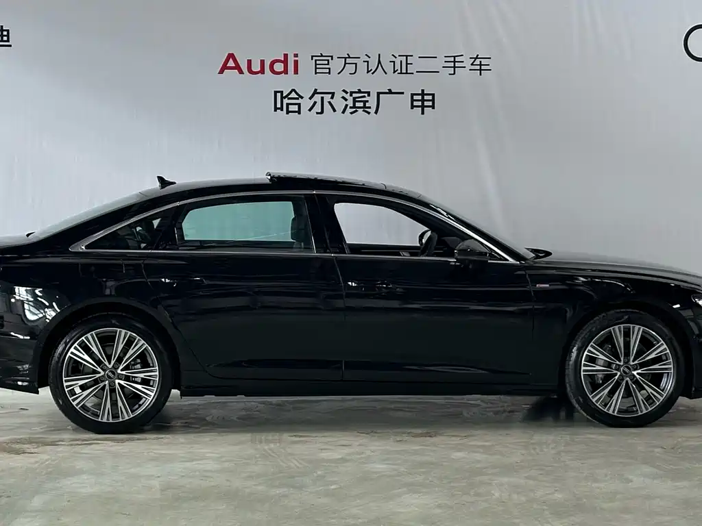 Audi A6L — фото 5