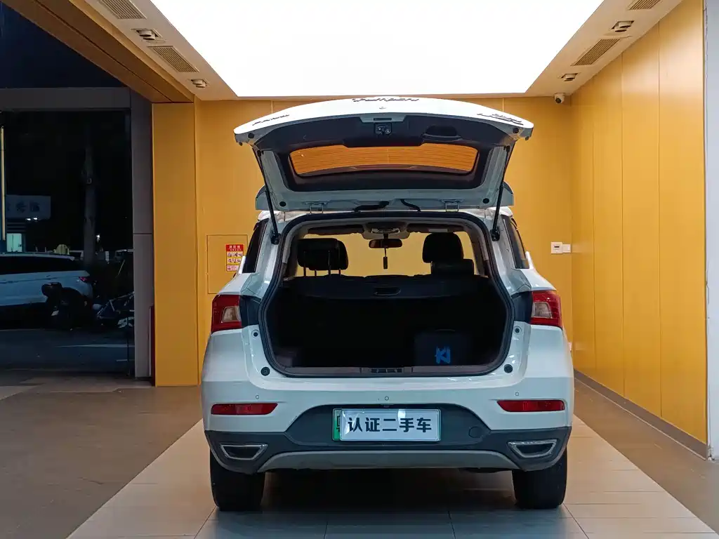 GAC Trumpchi GS4 New Energy 2018 — фото 27