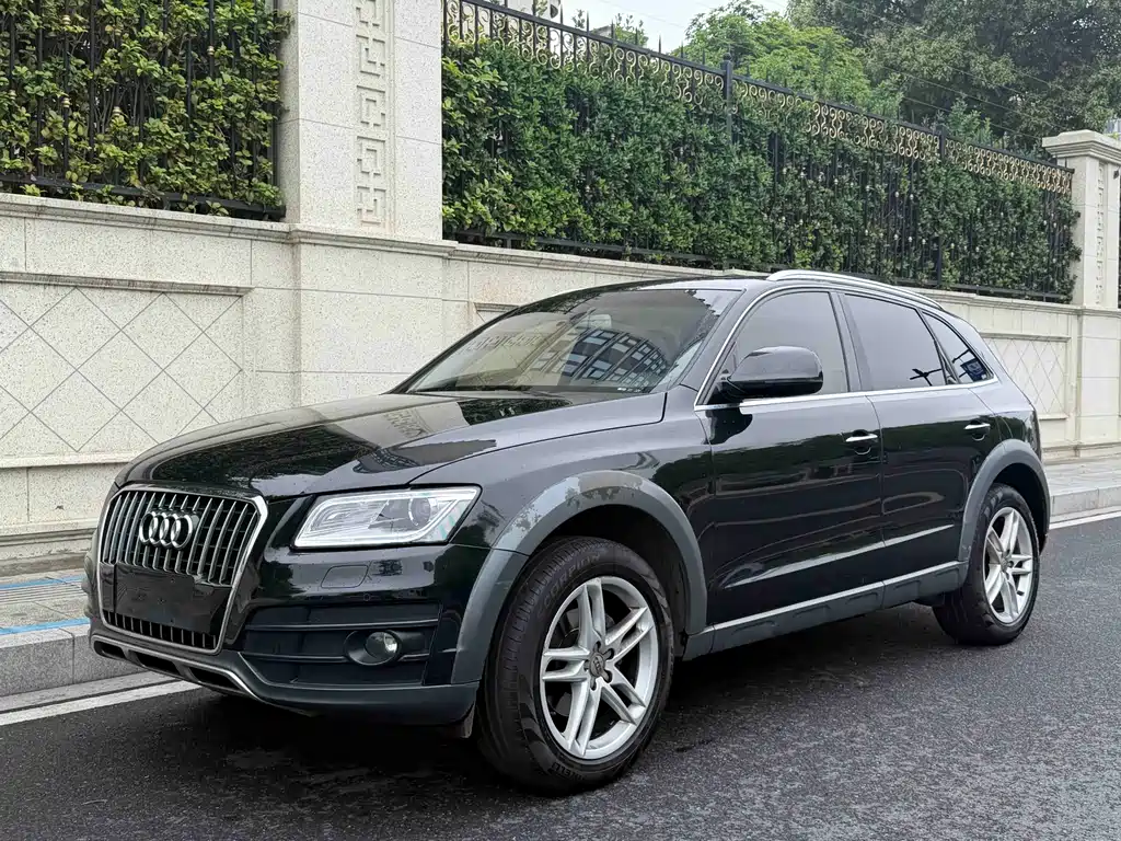 Audi Q5 2018 — фото 1