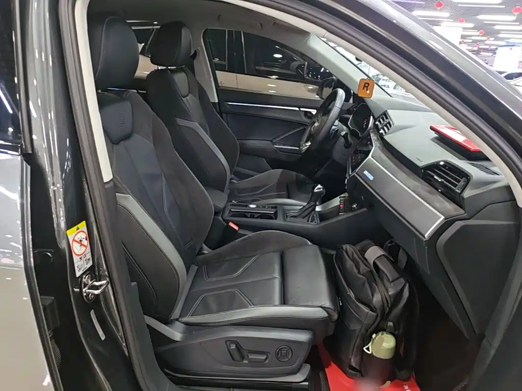 Audi Q3 Sportback 2022 — фото 25