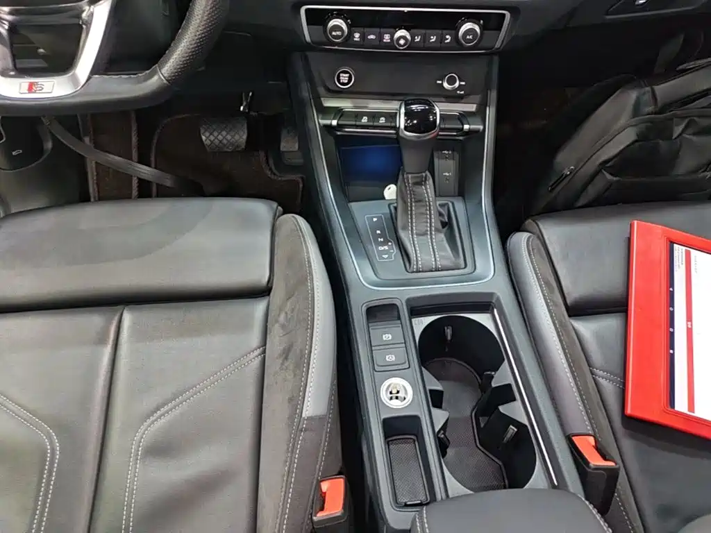 Audi Q3 Sportback 2022 — фото 14