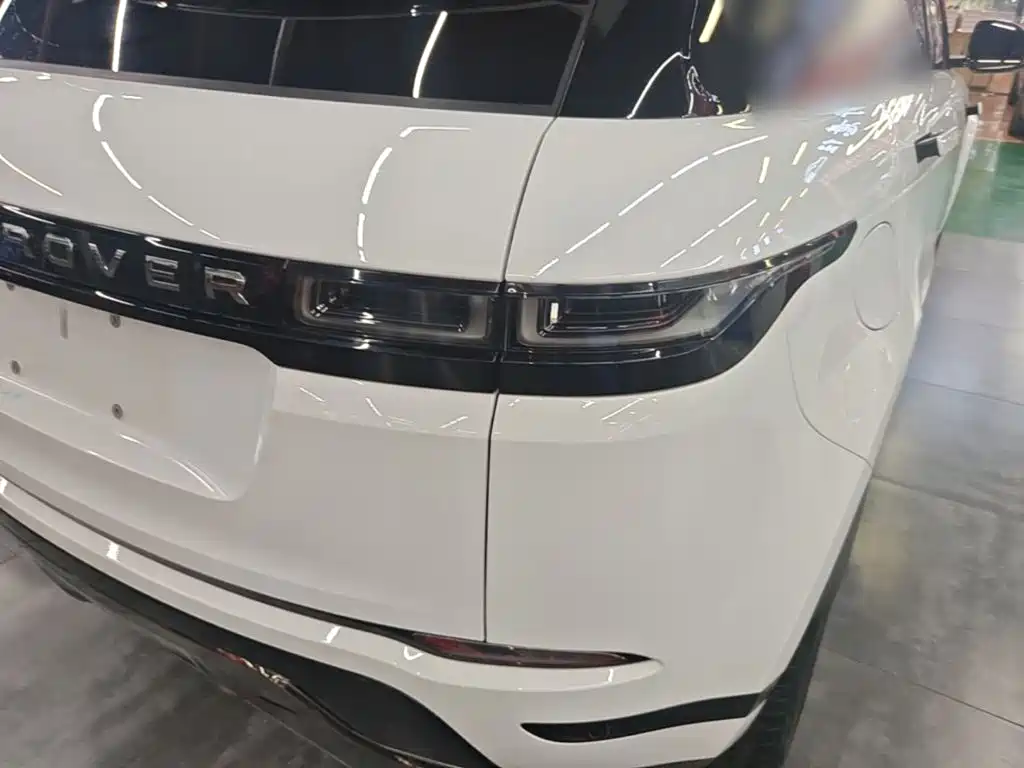 Land Rover Range Rover Evoque 2022 — фото 8