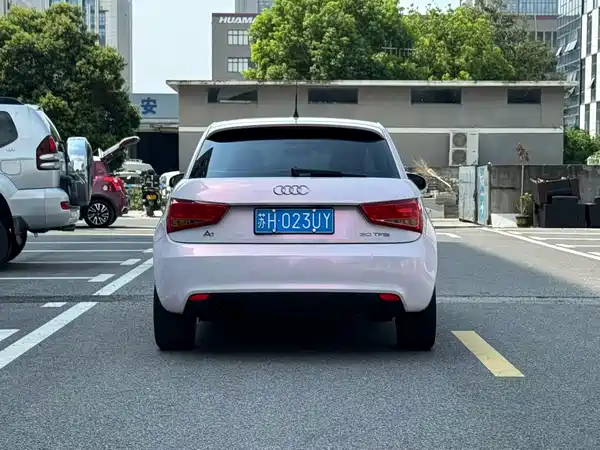 Audi A1 2014