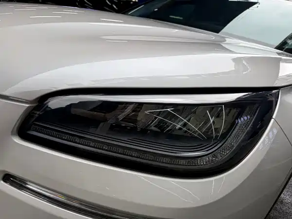 Lincoln Corsair 2021