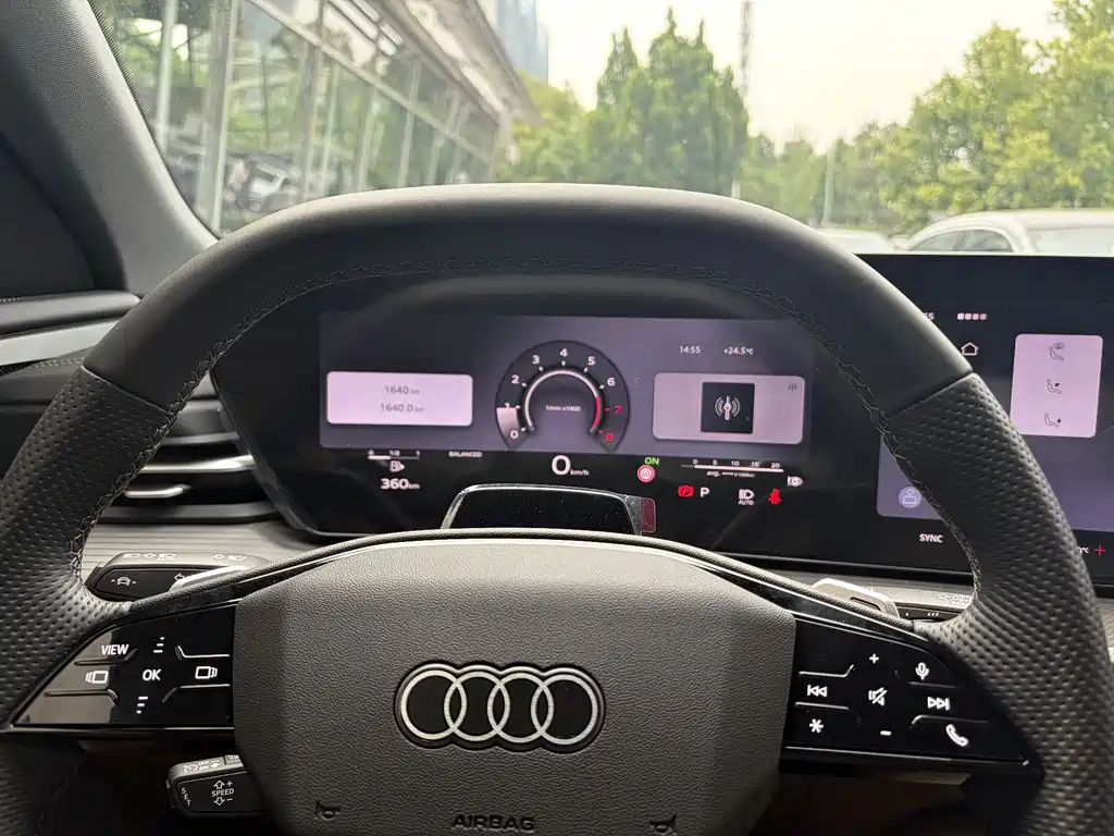 Audi Q5L 2026 — фото 11
