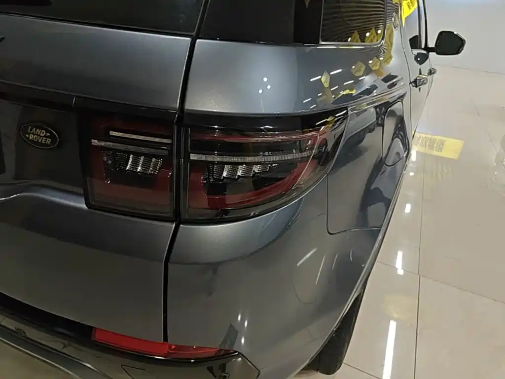 Land Rover Discovery Sport 2021 — фото 8