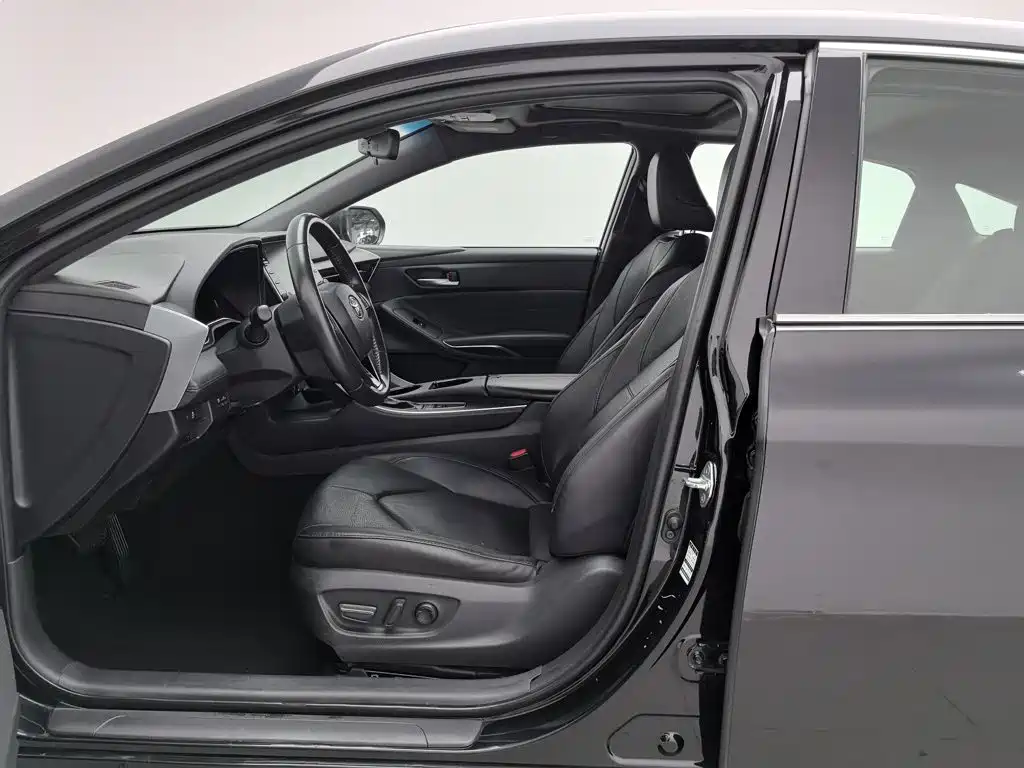 Toyota Avalon 2020 — фото 10